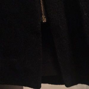 Banana Republic Skirts - Dark grey tweed midi skirt with front zipper Banana Republic Skirts - Dark grey tweed midi skirt with front zipper